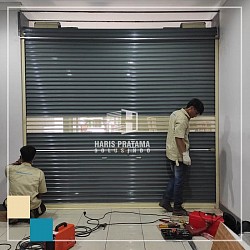 Rolling door Besi semi Perforated