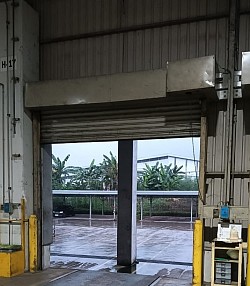 Maintenance rolling door industri